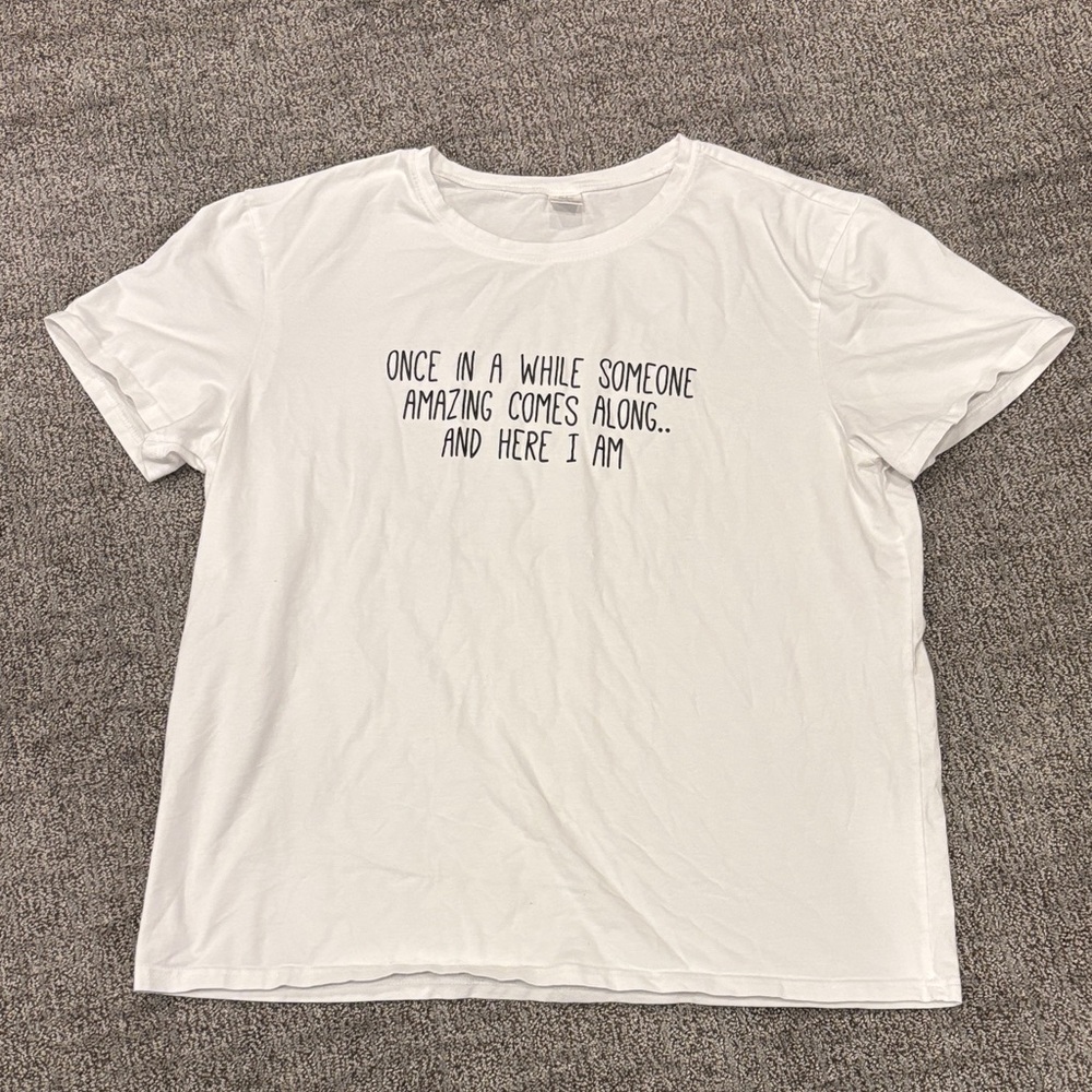 women’s white graphic tee shirt